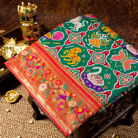 Paithani Sarees: Weaving Maharashtrian Heritage in Every Thread ...