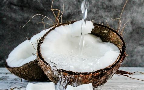 manfaat air kelapa campur madu