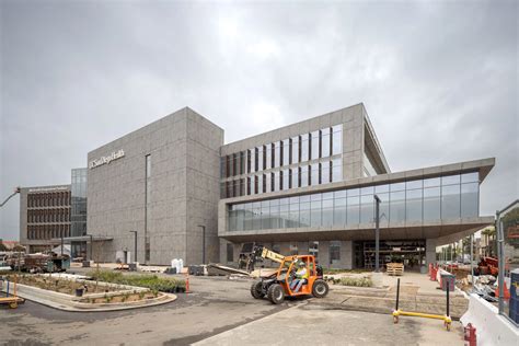 UC San Diego Hillcrest Medical Campus… | DPR Construction