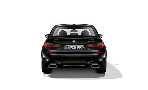 2020 BMW M340i Packs 382 HP – Six-Cylinder 3-series Photos and Details