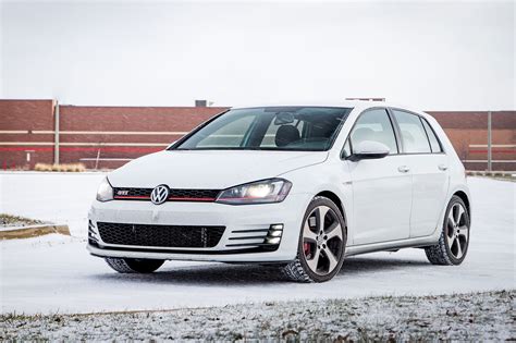 2015 Volkswagen Golf GTI - An Everyday Joy | Automobile Magazine