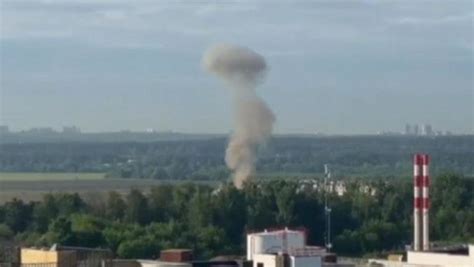 乌多地遭袭，泽连斯基报复，俄本土爆炸、10人受伤，战争全面升级_腾讯视频