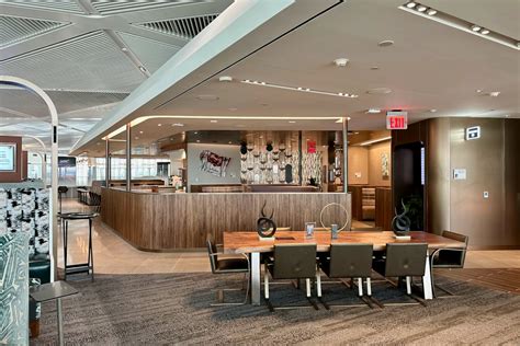 Delta Sky Club Lounge – Nicholson Corporation