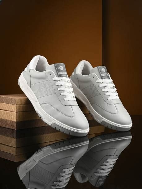 Hrx By Hrithik Roshan Footwear - Buy Hrx By Hrithik Roshan Footwear ...