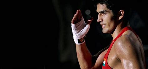 Vijender Singh Is Ready For His First ProBoxing Match. Will He Kick Ass ...