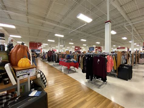 T.J. MAXX - 1812 Sam Rittenberg Blvd, Charleston SC - Hours, Directions, Reviews - Loc8NearMe