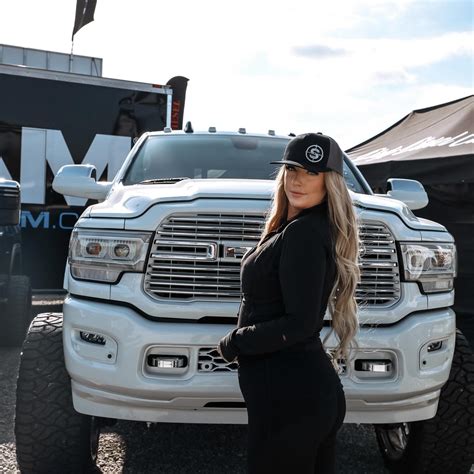 AshtinJo | FP 3.0 | Instagram