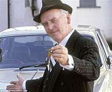 How To Make Money As A Car Salesman by Car Salesmen Are Pocketing Big Bonuses By Pushing Cheap How To Make Money As A Car Salesman