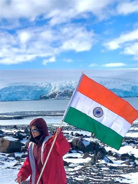 World’s longest food delivery from Singapore to Antarctica | Times of India