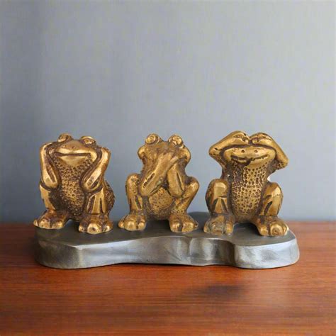 Brass Three Wise Frogs Statue – ArtyCraftz