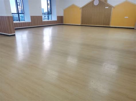 PVC地板的生产工艺_广东大巨龙建筑材料有限公司