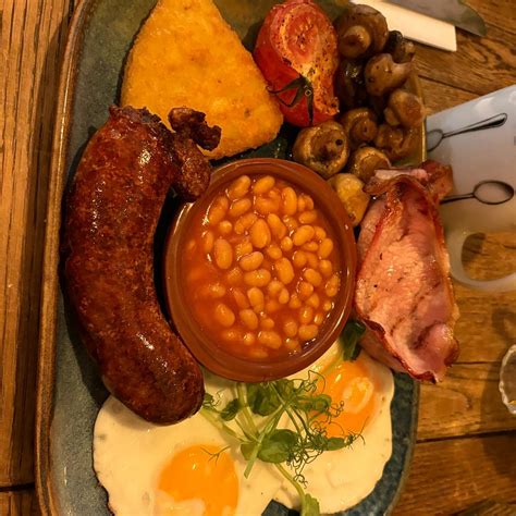THE WOOLPACK HOTEL (Chilham) - Inn Reviews, Photos, Rate Comparison ...