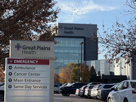 For seniors on Medicare Advantage, lower costs can mean gambling with ...