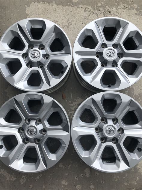 17” Toyota 4Runner SR5 wheels for Sale in Boynton Beach, FL - OfferUp