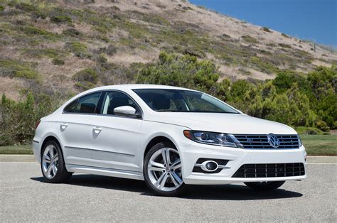 2017 Volkswagen CC Review: Expert Insights, Pricing, and Trims