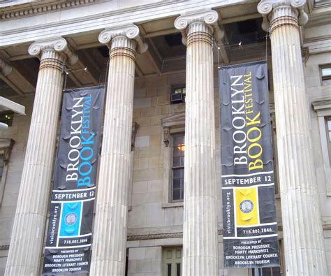 Holdin' things up - I'm Just Walkin'