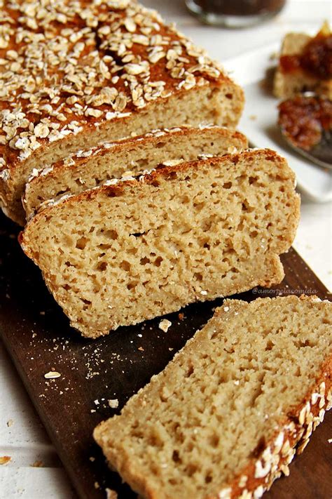 Pão de aveia fit: receita fácil e saudável para incluir no café da manhã