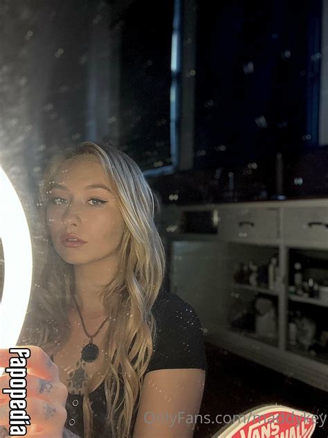 Gamblergirl69 Nude OnlyFans Leaks - Photo #2240238 - Fapopedia