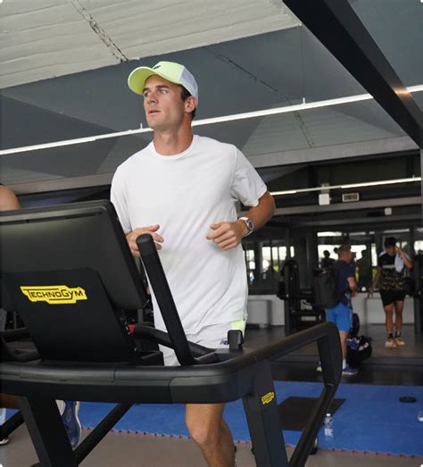 LET'S MOVE FOR PARIS: TRAIN TOGETHER WITH THE PARIS 2024 OLYMPIC ...