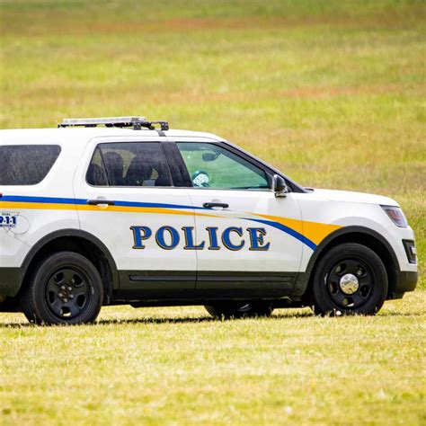 How Old is Car? Decode Your Vehicle's Age Instantly!