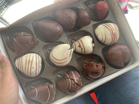 Shari's Berries Reviews - 1,919 Reviews of Berries.com | Sitejabber