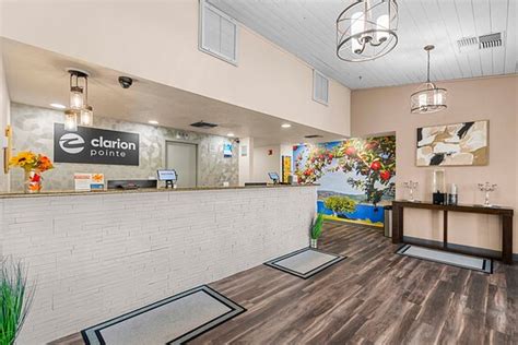 CLARION POINTE WENATCHEE - Hotel Reviews, Photos, Rate Comparison ...