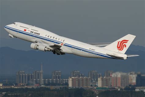 资料：波音747-400客机(附图)_国内新闻_新闻中心_新浪网
