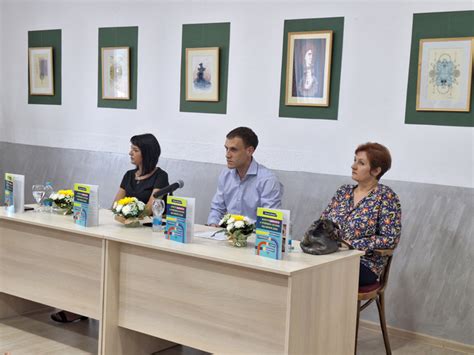 Представљен приручник ,,Болести зависности и превенција настанка код ...