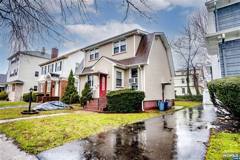 MLS Number 24006687 - 3 bed,1 bath, Residential Property for $299,000 ...