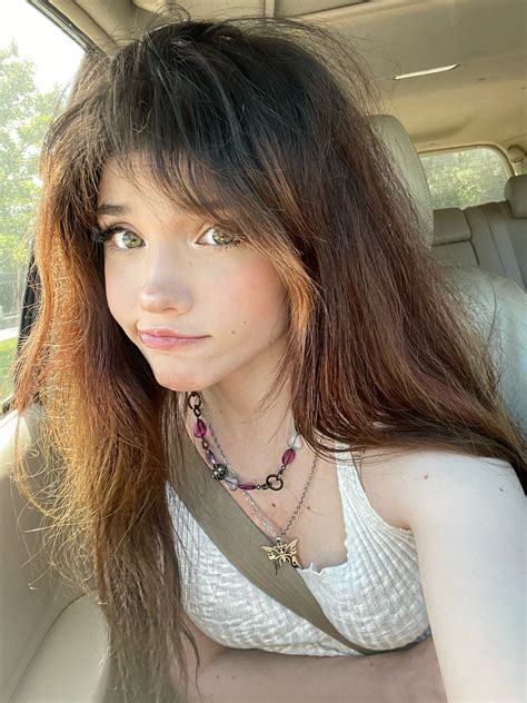 Bunnie Emmie Leaked Onlyfans