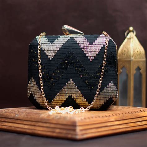 Black Zigzag Embroidery Fabric Clutch - Artklim