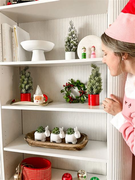 25 Christmas Shelf Decor Ideas to Transform Your Home into a Festive ...