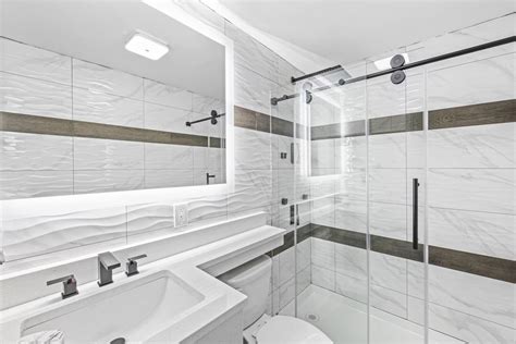 Hotel OPUS Bronx Near Bay Plaza Mall, 1440 East 222nd Street, The Bronx ...