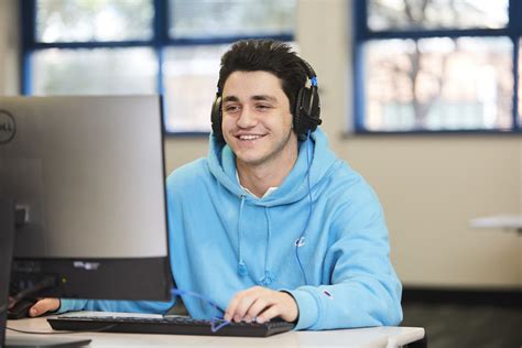 Enrolments for 2023 are now open - Virtual School Victoria
