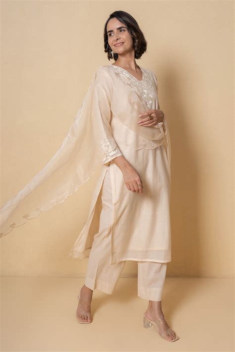 Buy Peach Rose Floral Kurta Set for Women at ScrollnShops