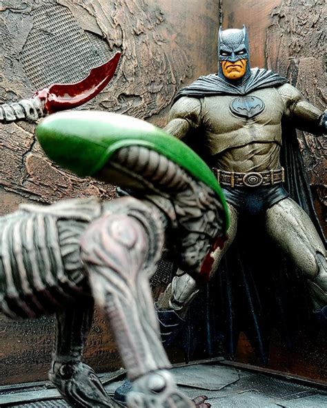 NECA inspired me to custom my own Batman vs Alien Joker : r/LV426