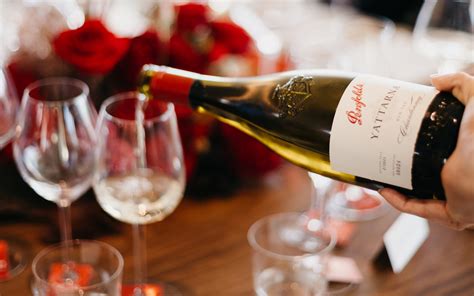 Lujv Old World New World 的图像结果