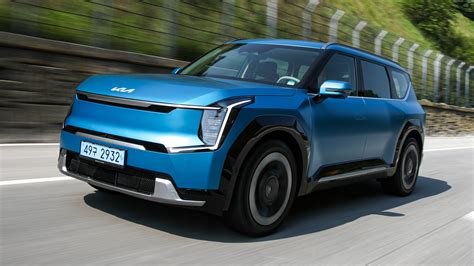 2024 Kia EV9 Revealed: The First Mainstream Electric Three-Row SUV ...