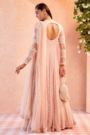 ZARA – Ridhi Mehra