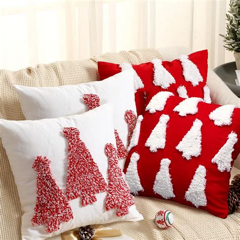 Amazon.com: HunnmingRe Set of 4 Red Christmas Pillow Covers 18x18 Inch ...