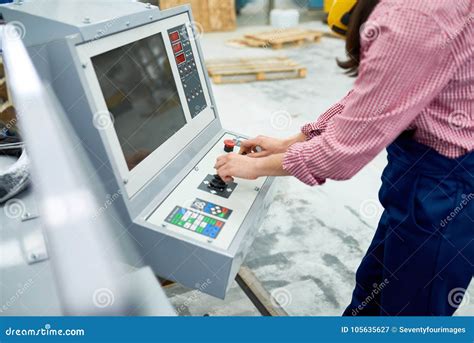 The Machine Operator Just Watching Another Machine Operator Working 的图像结果