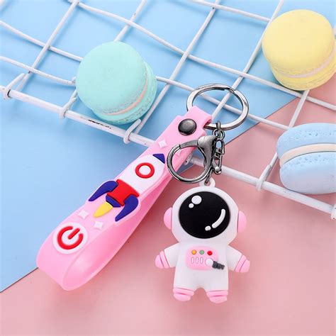 Buy 3D Astronaut Keychain | Online from Tinyminymo