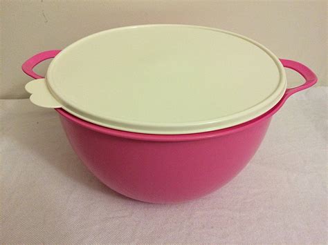 Tupperware Extra Large Mixing Bowl - allrecipes