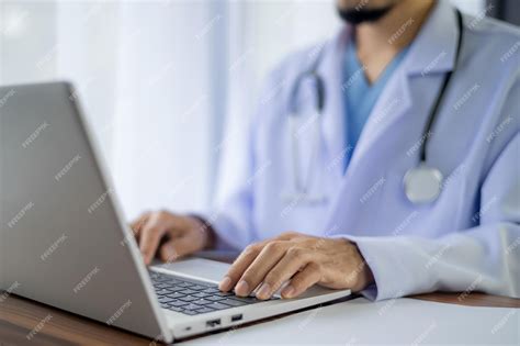 Computer in Hospital 的图像结果