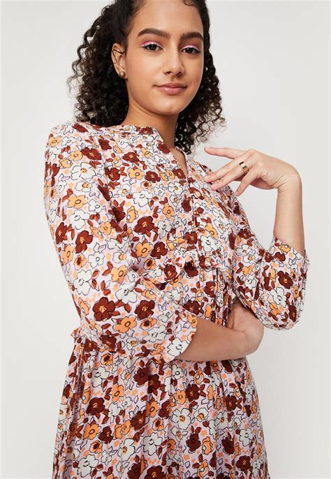 Buy Women Floral Printed Three-Quarter Sleeves Tiered A-Line Dress ...