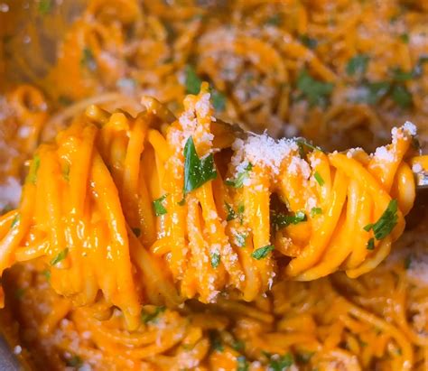 Creamy Roasted Red Pepper Pasta Recipe | Dr. Vegan