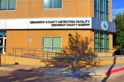 Sedgwick County adds new services for those in jail with mental illness ...