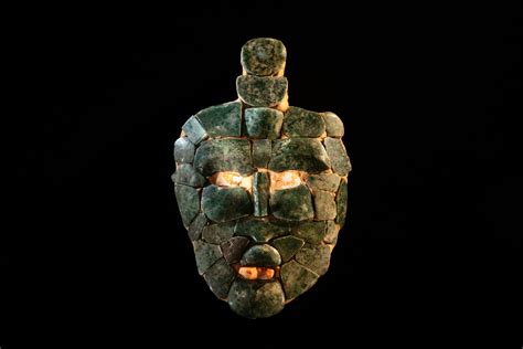 Stunning jade mask found inside the tomb of a mysterious Maya king ...