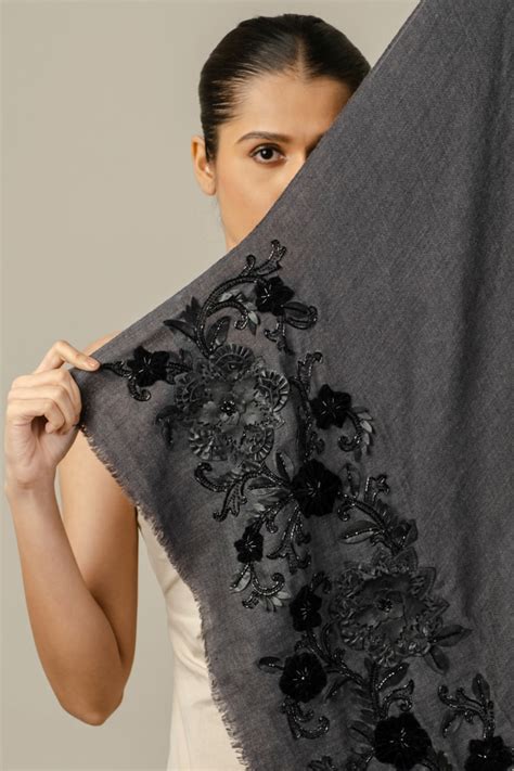 Floral Embroidery – HIR