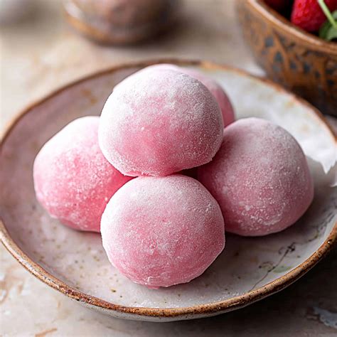 Strawberry Mochi - Cookiteasily